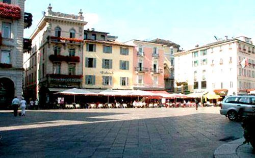 piazza della riforma - lugano